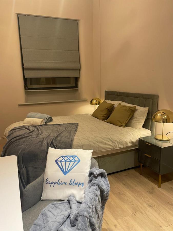M1 City Centre 3 Bed 3 Bath Luxe Penthouse Manchester Dış mekan fotoğraf