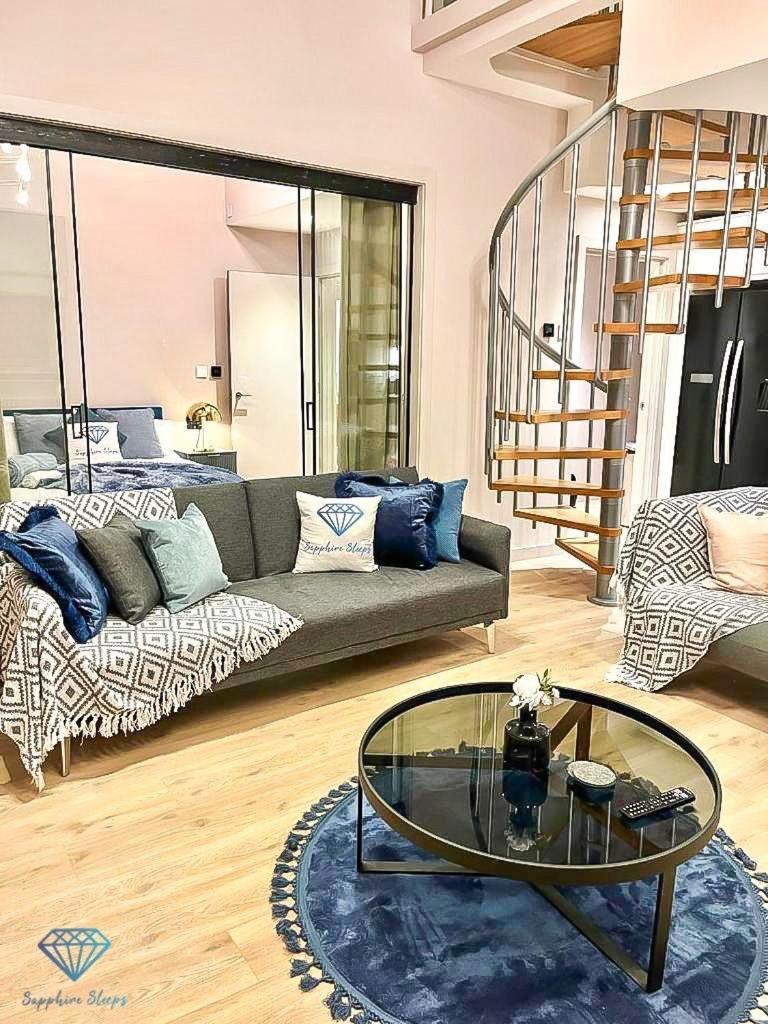 M1 City Centre 3 Bed 3 Bath Luxe Penthouse Manchester Dış mekan fotoğraf