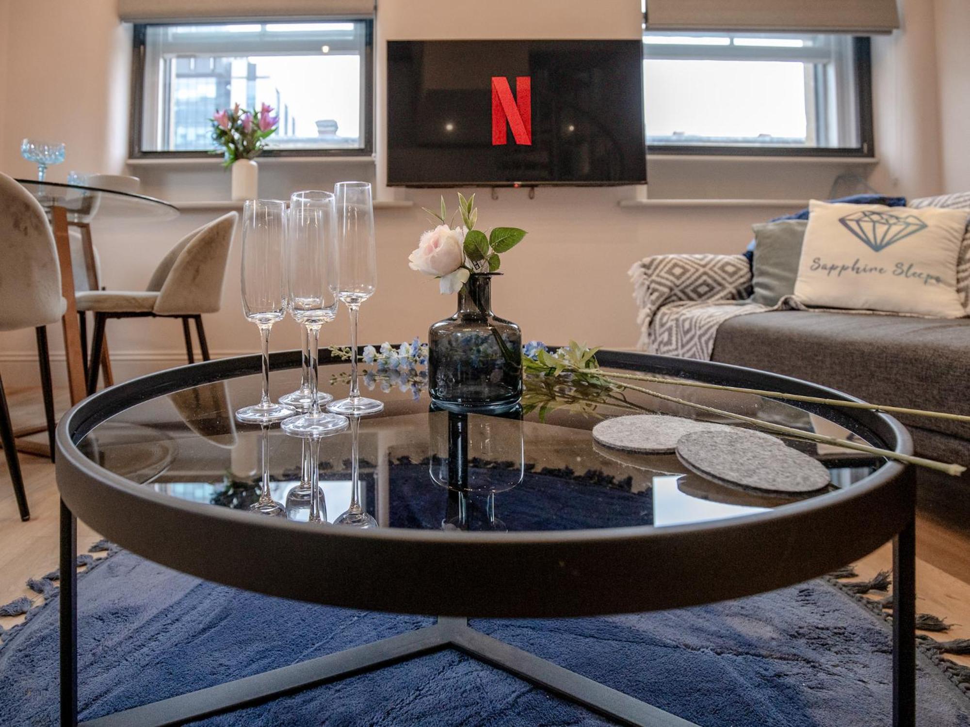 M1 City Centre 3 Bed 3 Bath Luxe Penthouse Manchester Dış mekan fotoğraf