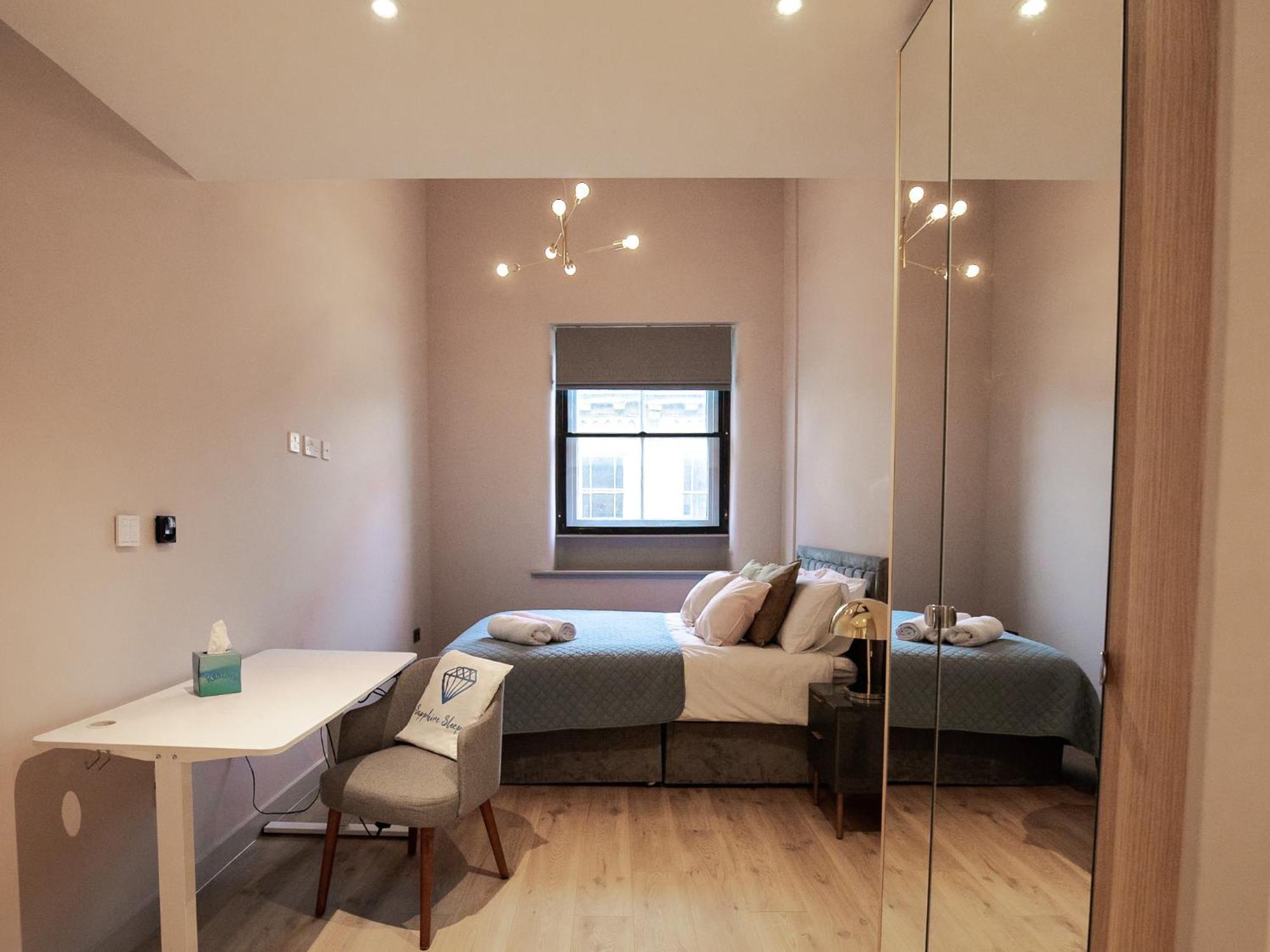 M1 City Centre 3 Bed 3 Bath Luxe Penthouse Manchester Dış mekan fotoğraf
